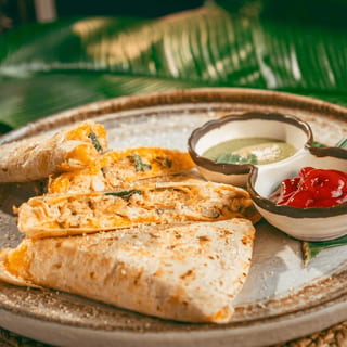 COLVEN QUESADILLAS